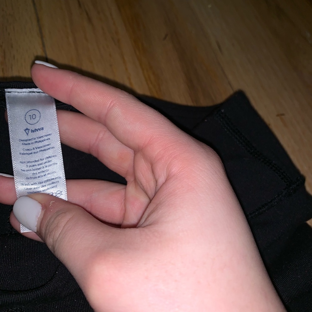 Ivivva Capris - Picture 3 of 4